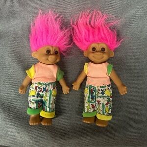 2 Travis Troll dolls pink hair Russ trolls 1980s clothes